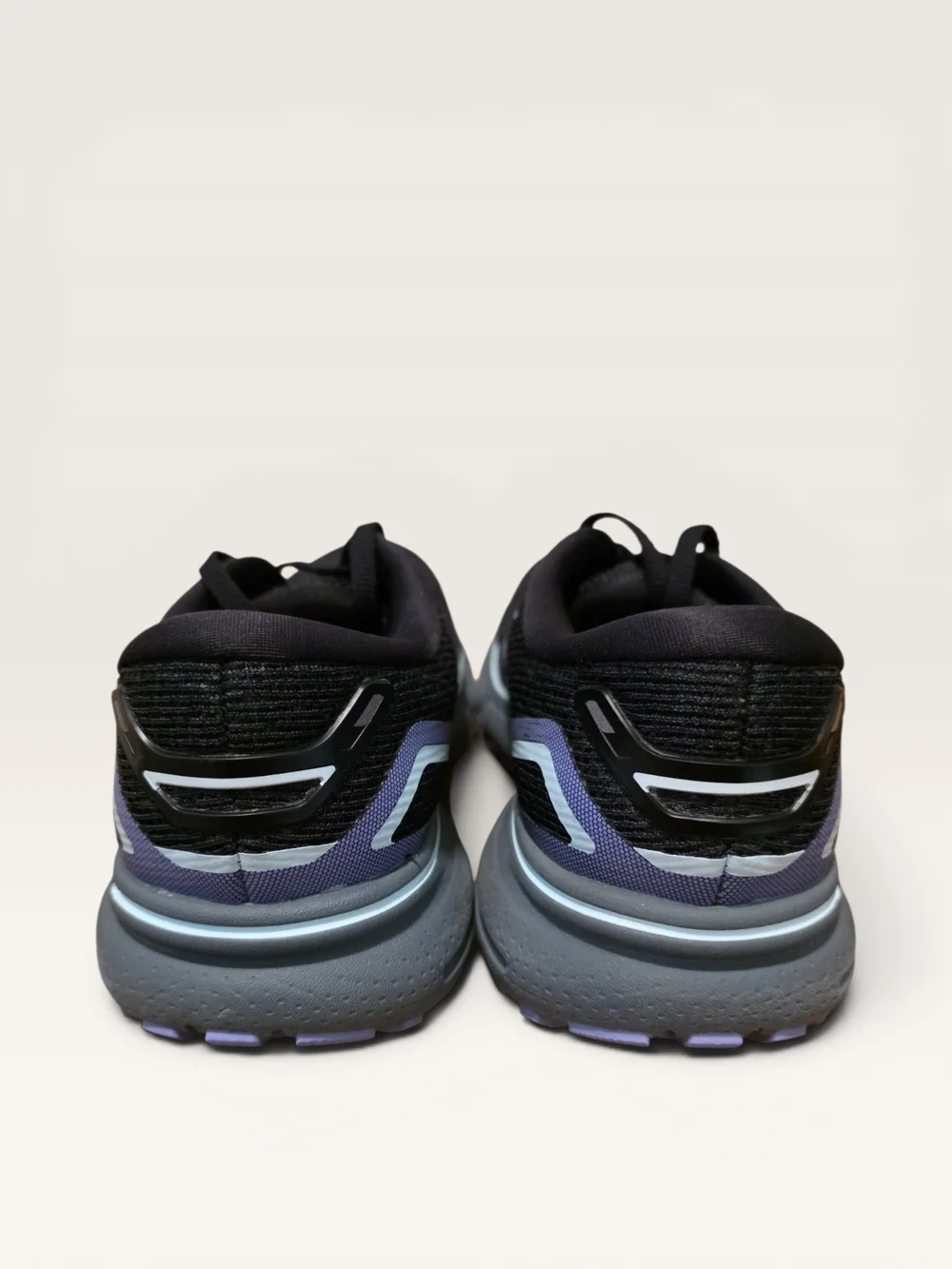 Brooks Ghost 15 Women's Size 8 Black Jacaranda Salt Running Shoes 1203801B011